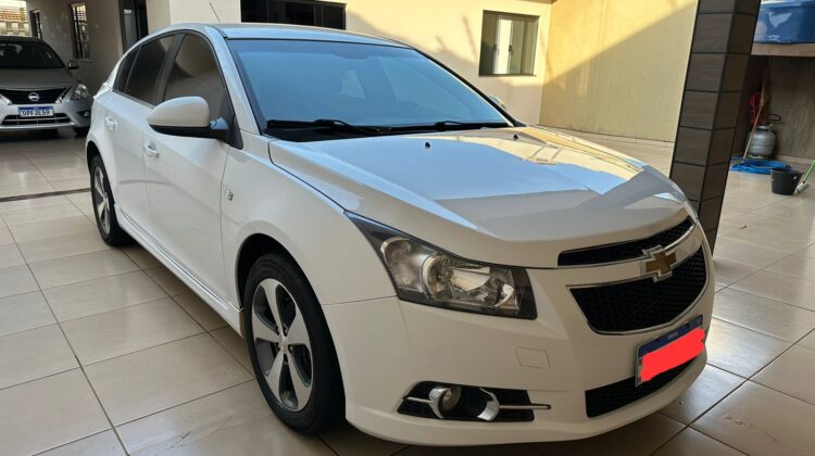 CRUZE HATCH 1.8 MEC- REPASSE